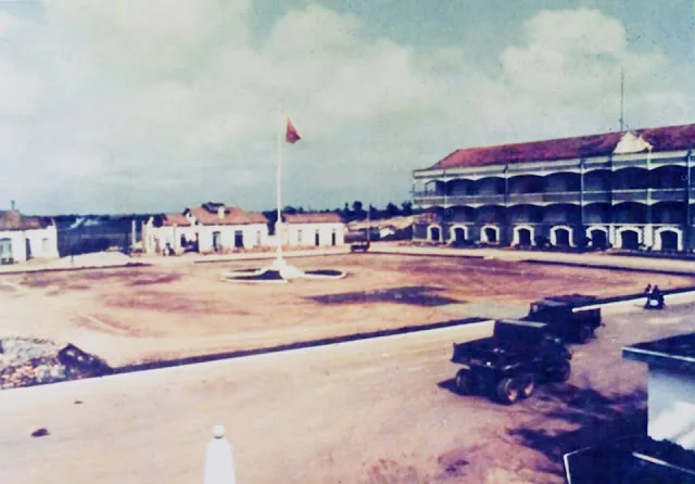 Ảnh tư liệu lịch sử Nhà trường